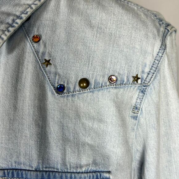 Levi's Studded Acid Wash Denim Western Shirt (Size L) - Picture 6 of 8